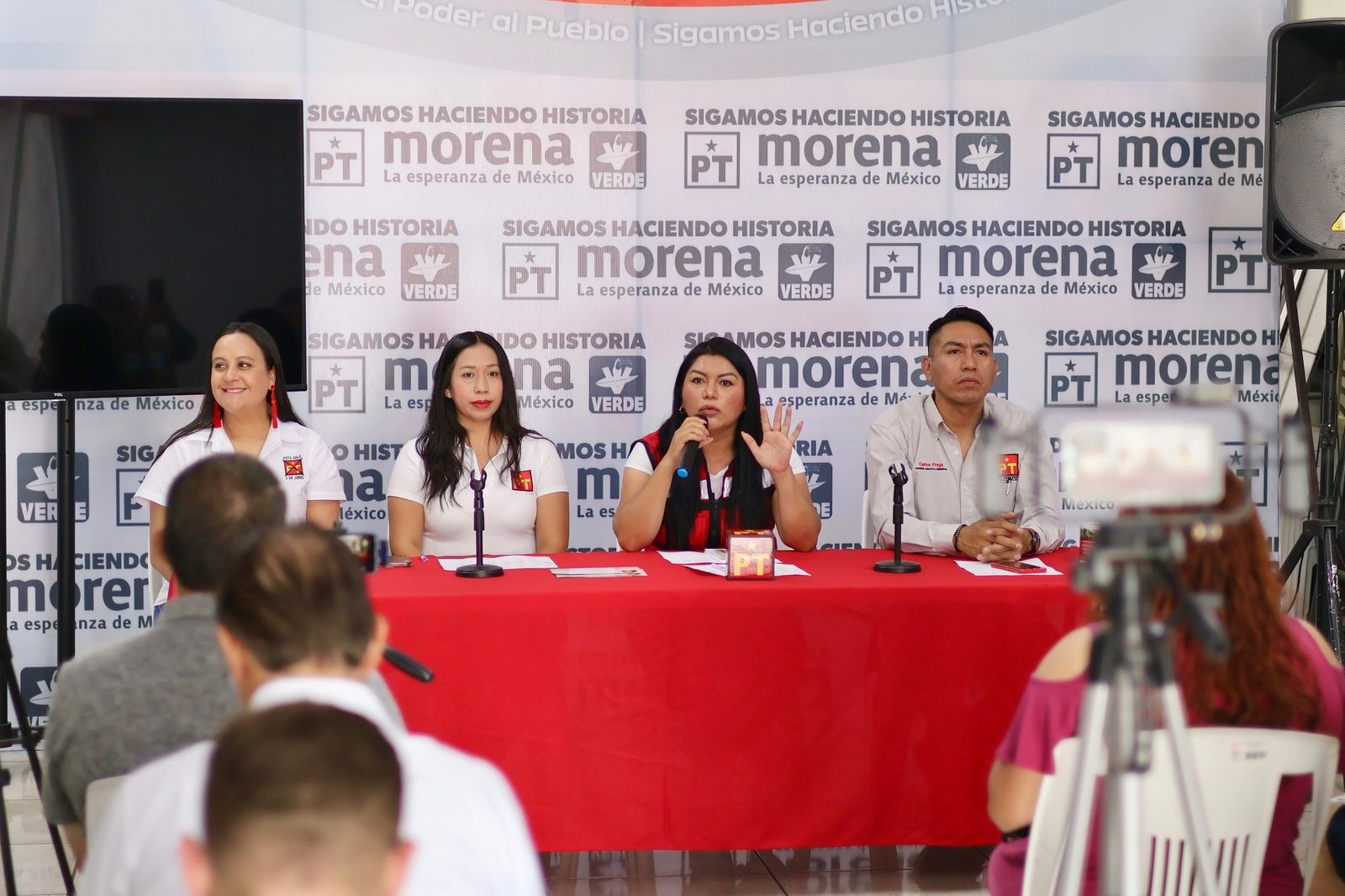 Brenda Fraga resalta experiencia legislativa para consolidar la Cuarta Transformación en Michoacán
