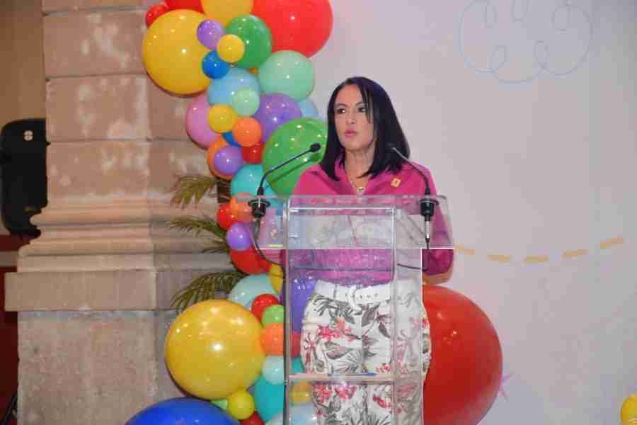 Celebra Lupita Chagolla, la voz de niñas y niños en el Parlamento Infantil 