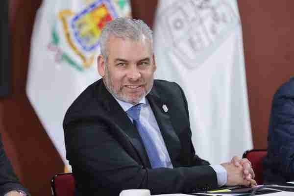 Gobierno de Michoacán regularizará servicios escolares de institutos tecnológicos y subsistemas 