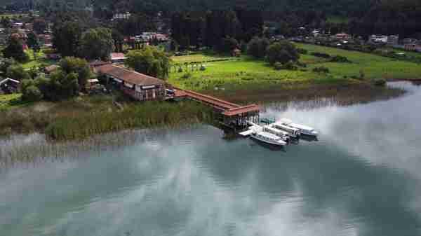 Michoacán lanzará operativo para evitar extracción ilegal de agua del lago de Zirahuén 