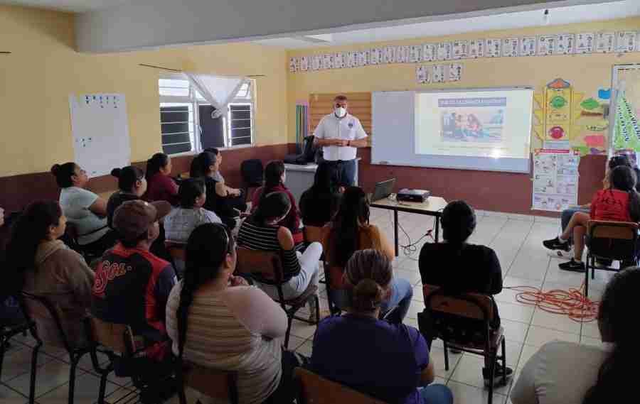Realiza CMASC jornada de trabajo sobre prevención del bullying, crianza positiva y comunicación asertiva en escuela primaria de Zacapu