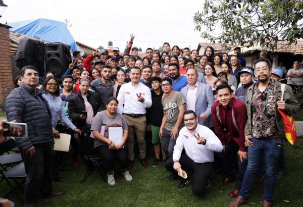 Estudiantes de las universidades Benito Juárez se suman a los Comités de Defensa de la 4T con Torres Piña