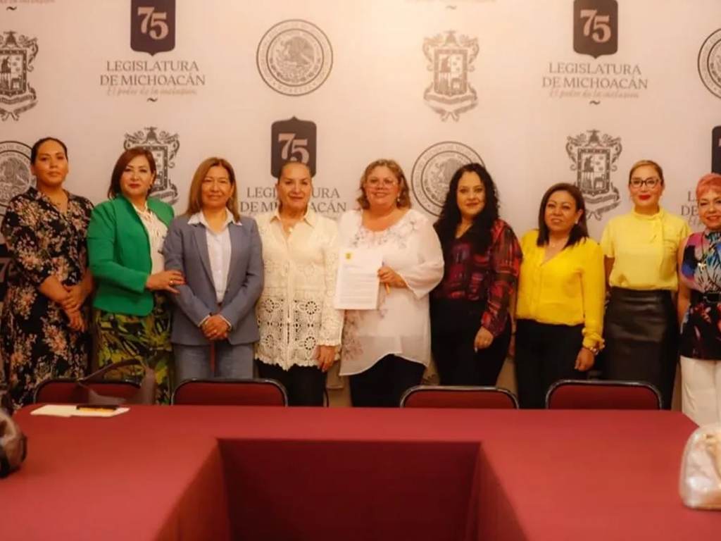 Mujeres del PRD, solicitan al Congreso del Estado aprobar la Ley 3 de 3